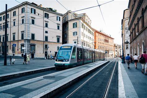 trasporti urbani e passeggini a confronto