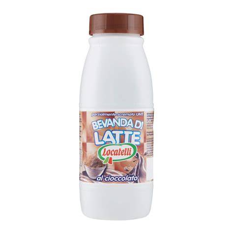 latte al cioccolato in polvere bicchiere